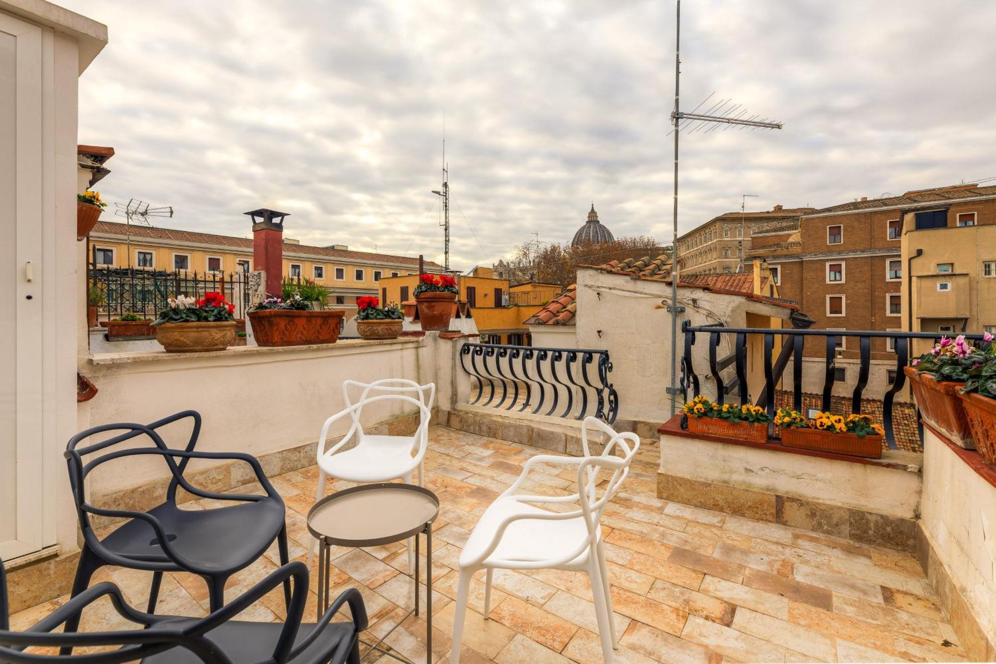 Borgo Pio Experience Apartment Rome Bagian luar foto
