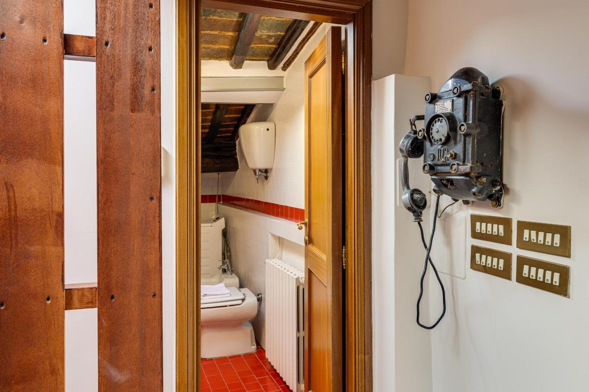 Borgo Pio Experience Apartment Rome Bagian luar foto